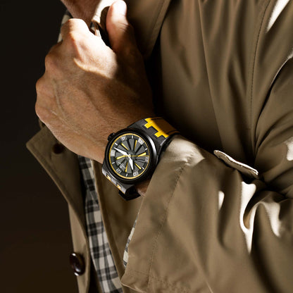 TURBINE Carbon Yellow A4065/7 fuses bold color, spinning motion, and carbon fiber technology.